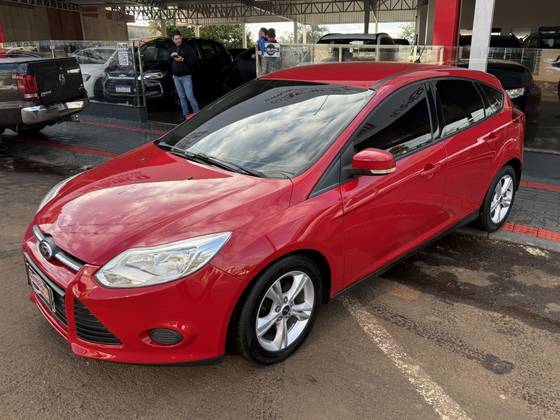 FORD FOCUS 1.6 SE 16V FLEX 4P POWERSHIFT FORD FOCUS 1.6 SE 16V FLEX 4P POWERSHIFT